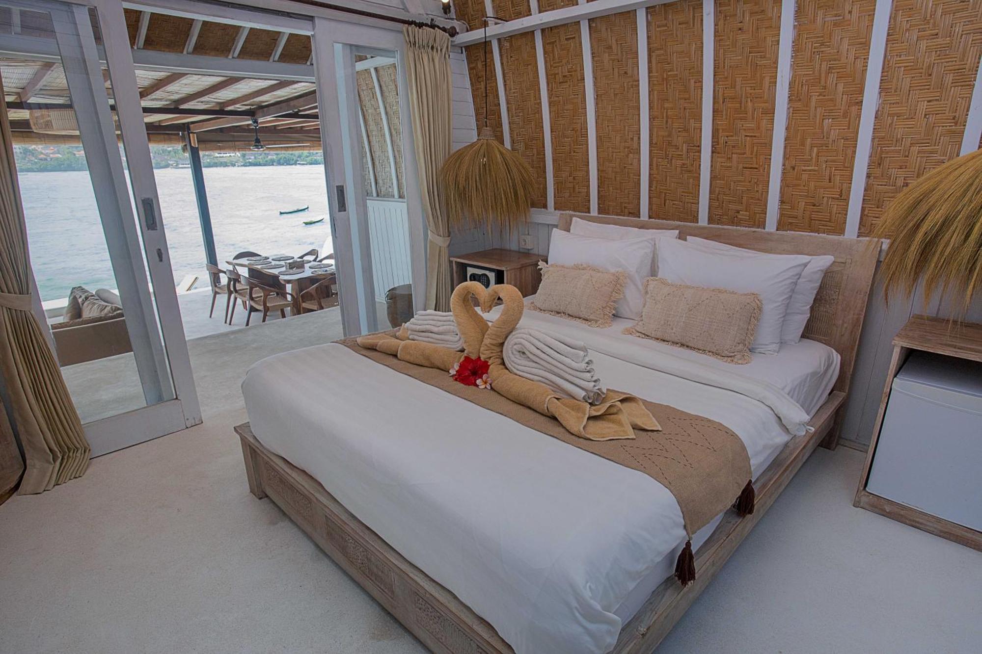 Aquavista Ceningan Hotel นูซาเลมโบงัน ภายนอก รูปภาพ